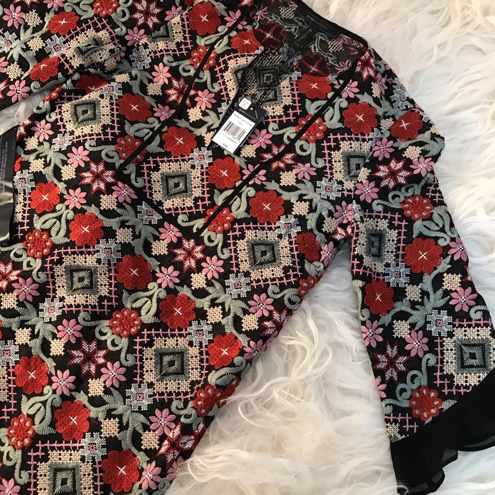 BCBGMAXAZRIA Floral Embroidered Split Neck Dress - Picture 5 of 8